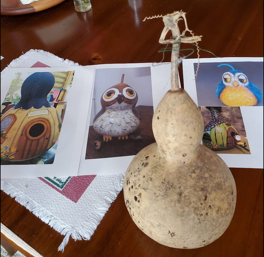 Painting gourds